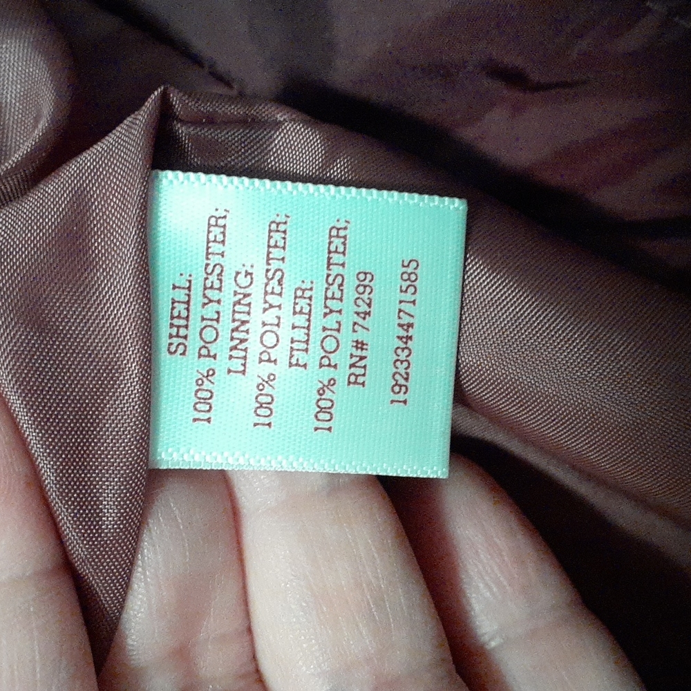 Puffer Vest - Picture 7 of 8